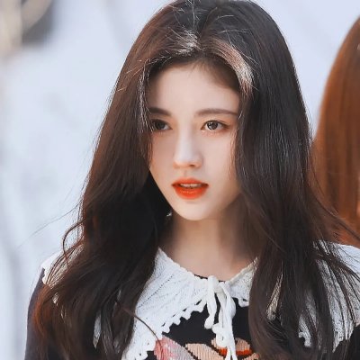 天才：黑色石榴石